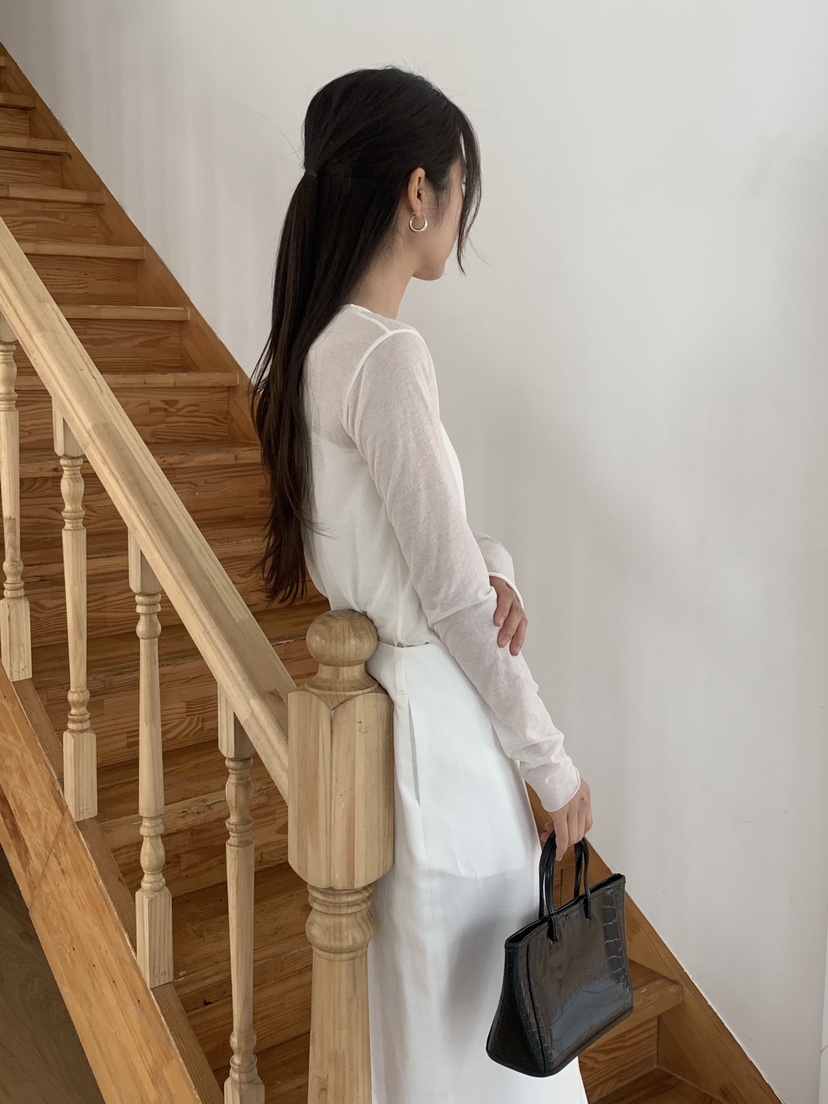 MEMOIRE韓國直郵㊣東大門實拍女裝新款休閑人氣長袖T恤透明MEMOIRE長袖T恤