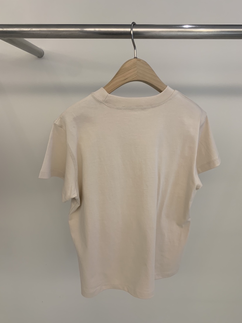 SELECT MARKET韓國直郵㊣東大門實拍女裝新品熱賣人氣T恤刺繡SELECT MARKETT恤