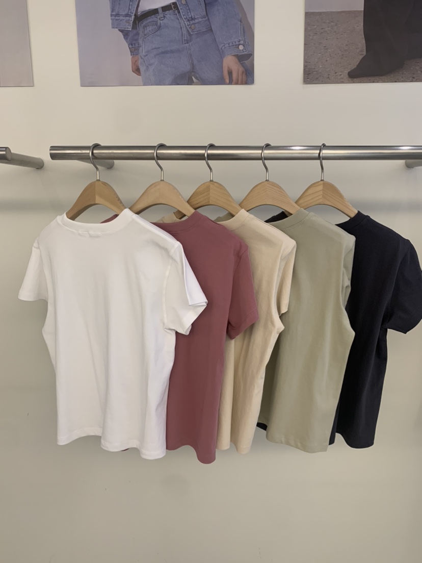 SELECT MARKET韓國直郵㊣東大門實拍女裝新品熱賣人氣T恤刺繡SELECT MARKETT恤