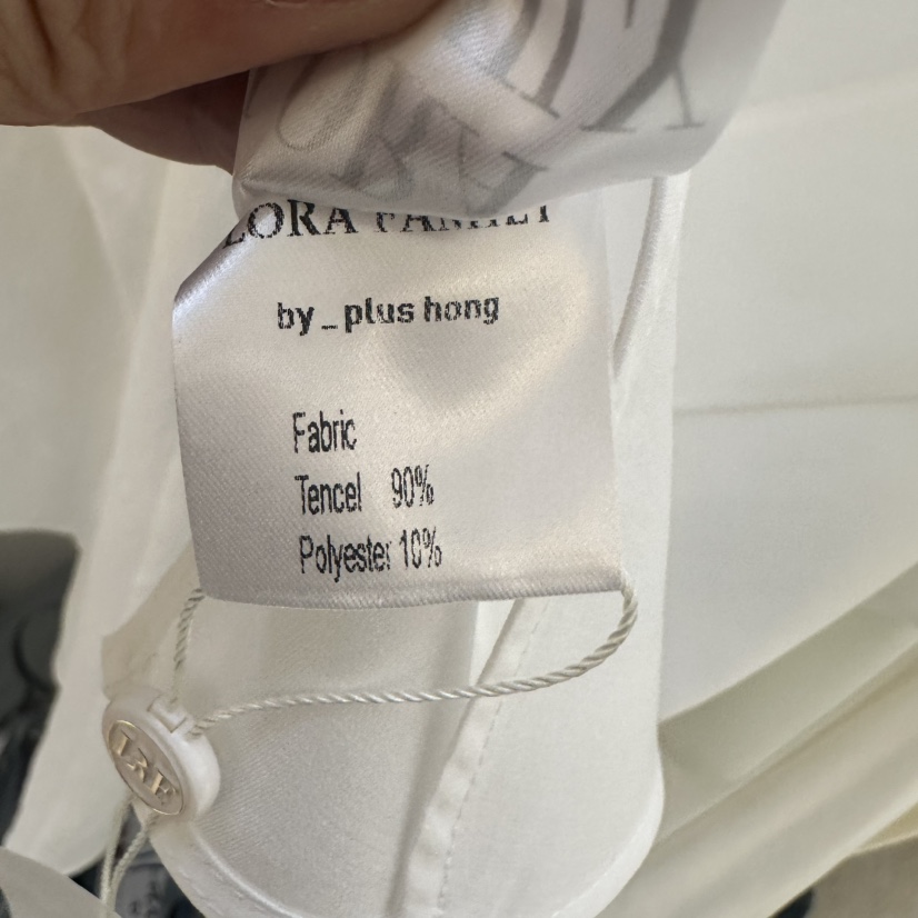 PLUS HONG-P韓國直郵㊣女裝新品推薦人氣休閑時尚襯衫蕾絲衫LORA FAMILY/PLUS HONG襯衫/蕾絲衫