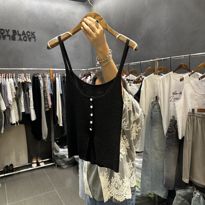 LADYBLACK韓國直郵㊣女裝新品熱賣25春夏人氣吊帶背心不含內搭LADYBLACK吊帶/背心圖色3