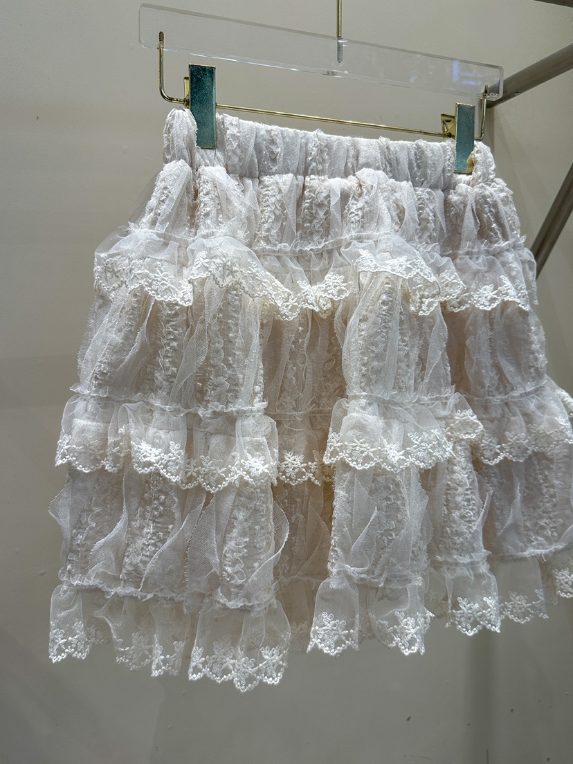 81 MARKET-L韓國直郵㊣女裝新品人氣25春夏時尚熱賣休閑短裙81 MARKET-L短裙
