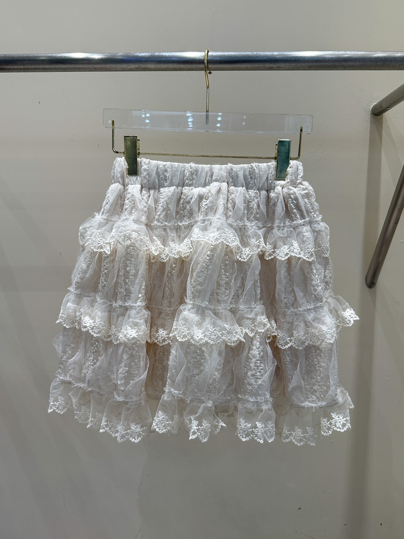 81 MARKET-L韓國直郵㊣女裝新品人氣25春夏時尚熱賣休閑短裙81 MARKET-L短裙