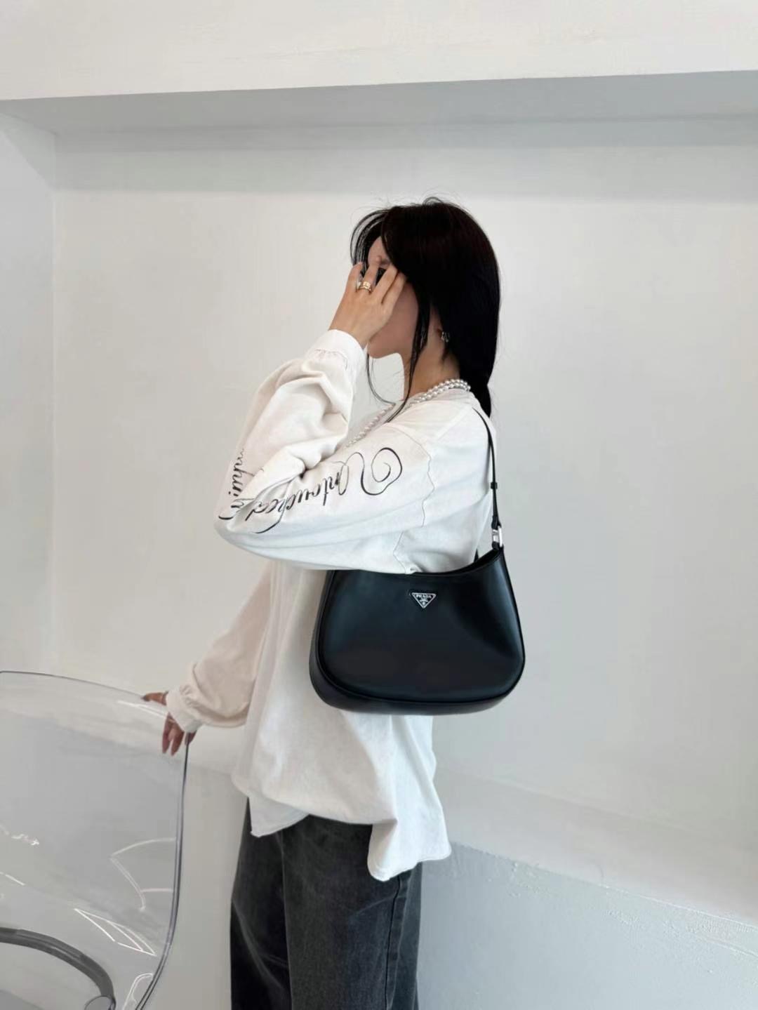 COZCAT-코즈켓-T韓國直郵㊣女裝新品熱賣休閑推薦長袖T恤COZCAT長袖T恤