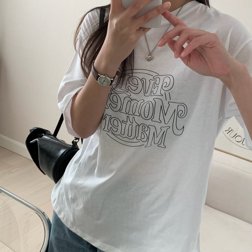 HELLO JINI韓國直郵㊣東大門實拍女裝新款熱賣休閑推薦T恤HELLO JINIT恤