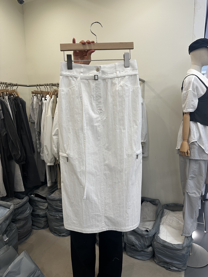 MONDAYMORING韓國直郵㊣女裝新品25春夏人氣熱賣推薦休閑長裙MONDAYMORING長裙