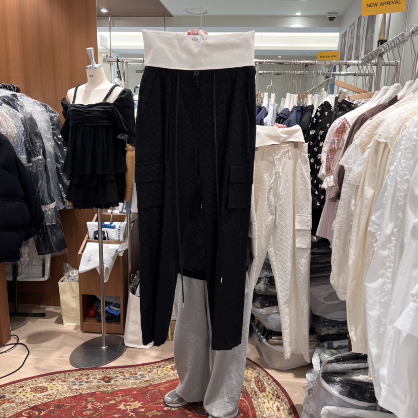 OGI韓國㊣直郵東大門代購女裝新款時尚熱賣人氣25春夏休閑褲FLat OGI休閑褲圖色2