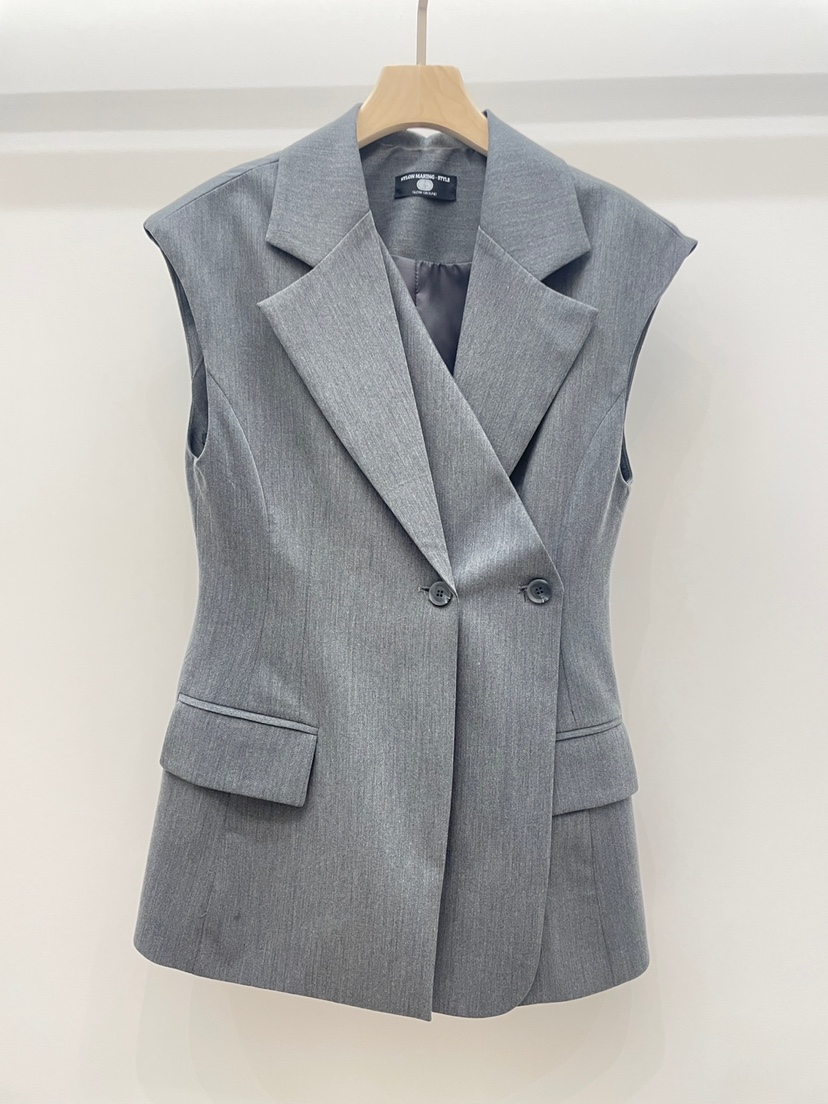 NYLON韓國直郵㊣女裝新品25春夏時尚熱賣休閑推薦人氣馬甲雙層NYLON馬甲圖色2