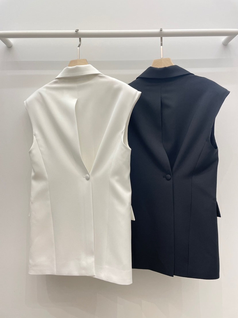 NYLON韓國直郵㊣女裝新品人氣25春夏時尚熱賣推薦休閑馬甲NYLON馬甲
