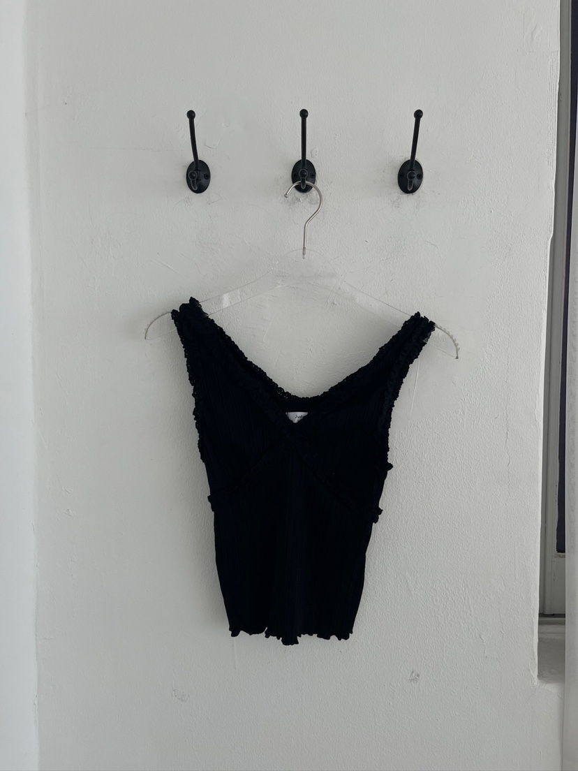 JUDYQUE韓國直郵㊣東大門實拍女裝新款25春夏推薦吊帶背心褶皺JUDYQUE吊帶/背心圖色3