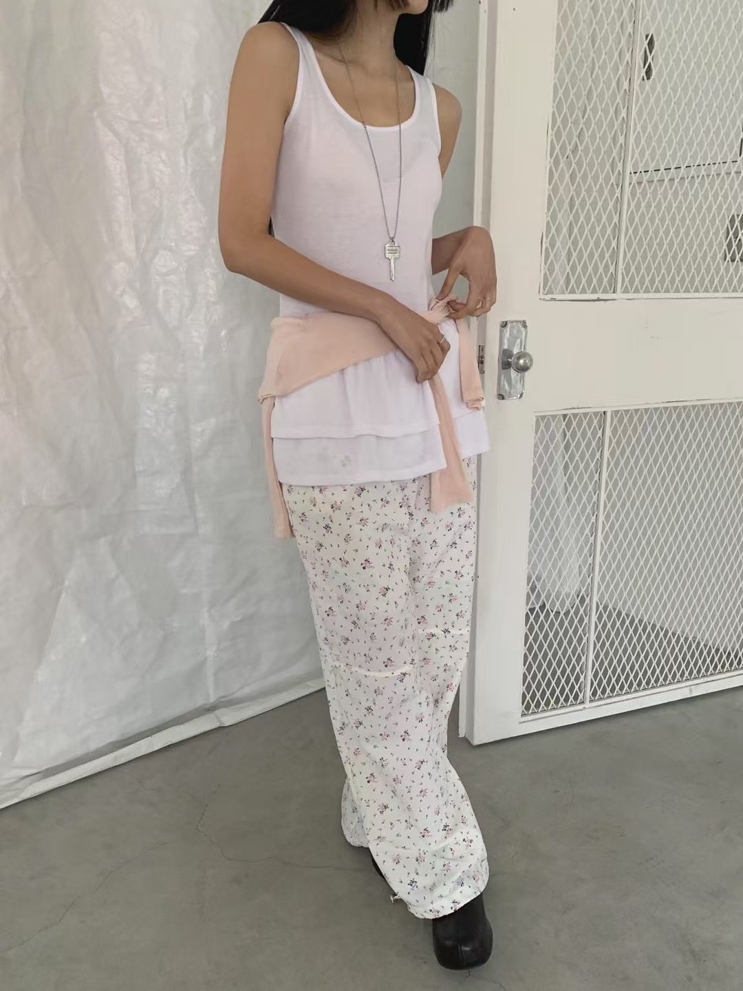 OWL直郵韓國代購㊣女裝新款熱賣人氣休閑25春夏推薦吊帶背心OWL吊帶/背心