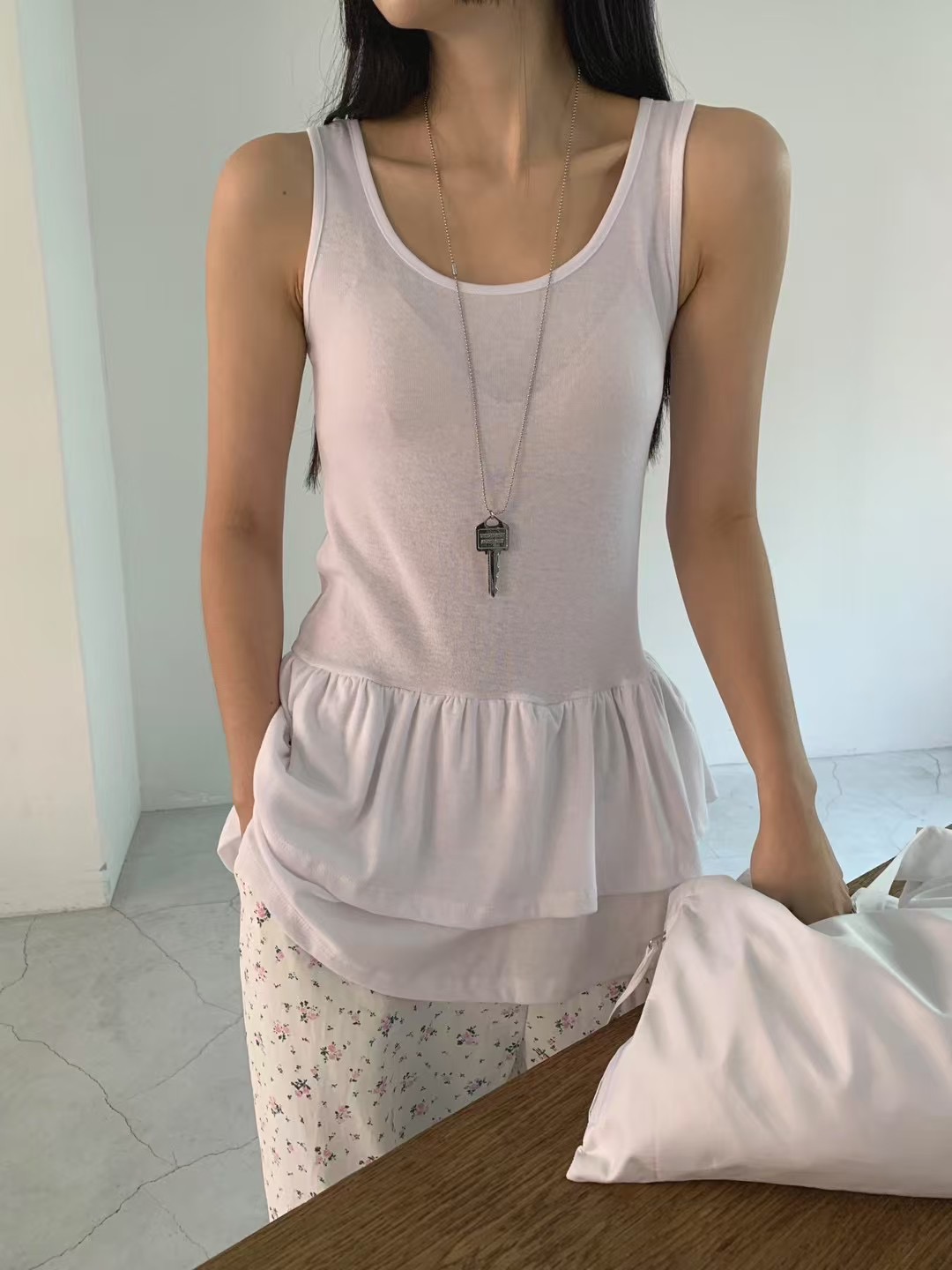 OWL直郵韓國代購㊣女裝新款熱賣人氣休閑25春夏推薦吊帶背心OWL吊帶/背心