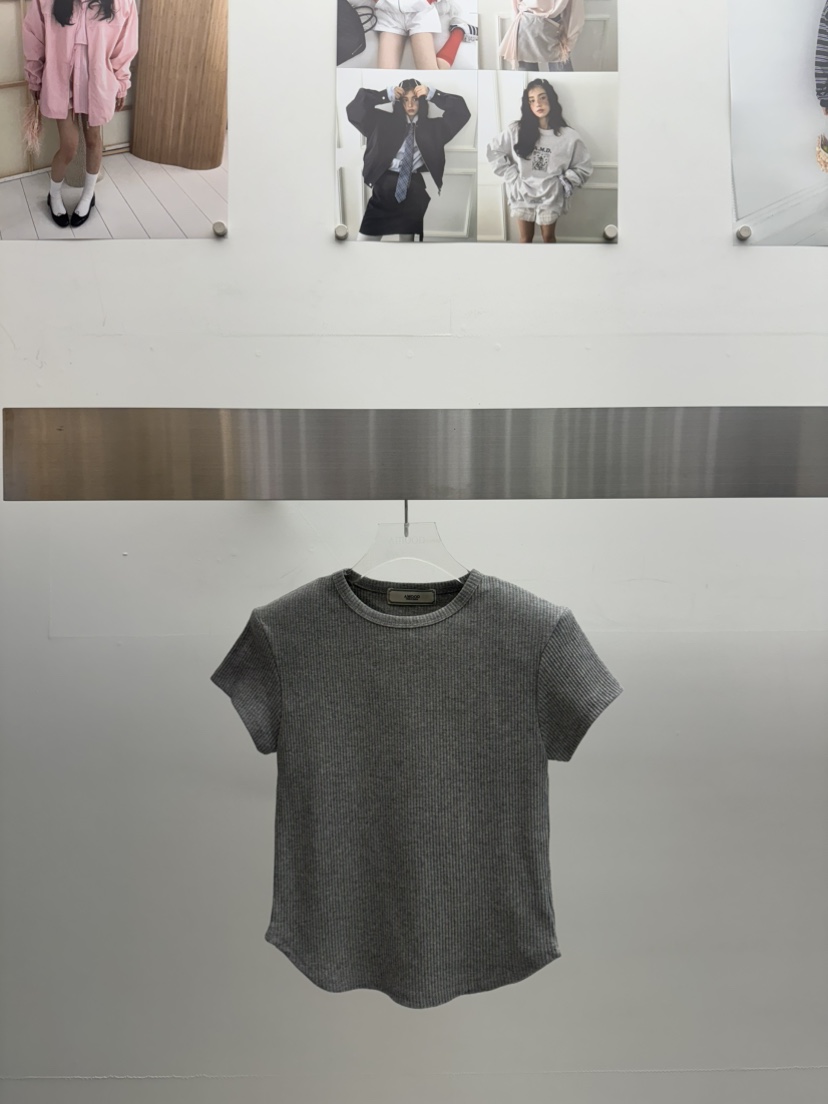 AMOOD韓國㊣直郵東大門代購女裝新品推薦休閑人氣25春夏T恤AMOODT恤圖色2