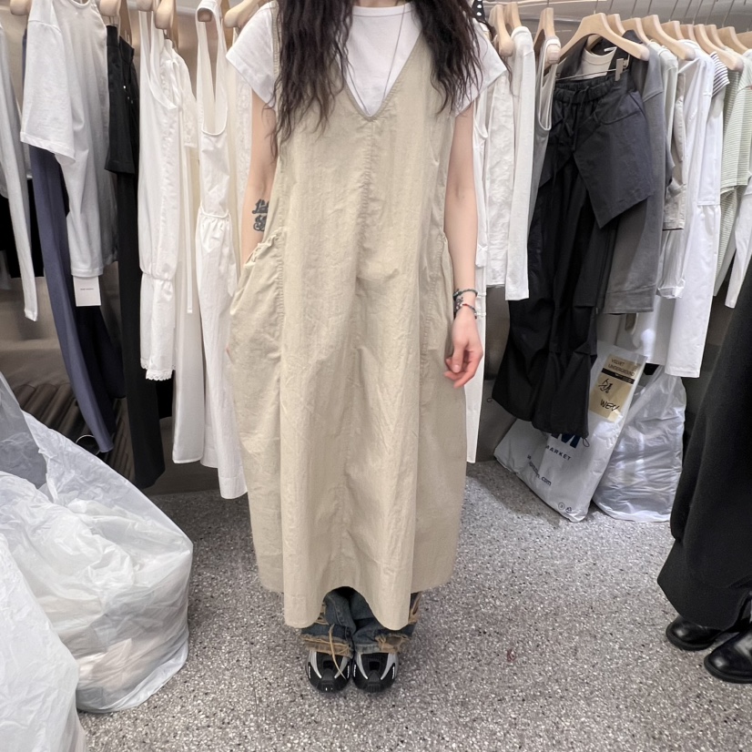 VELVET UNDERGROUND韓國直郵㊣東大門實拍女裝新品推薦連衣裙VELVET UNDERGROUND連衣裙圖色3