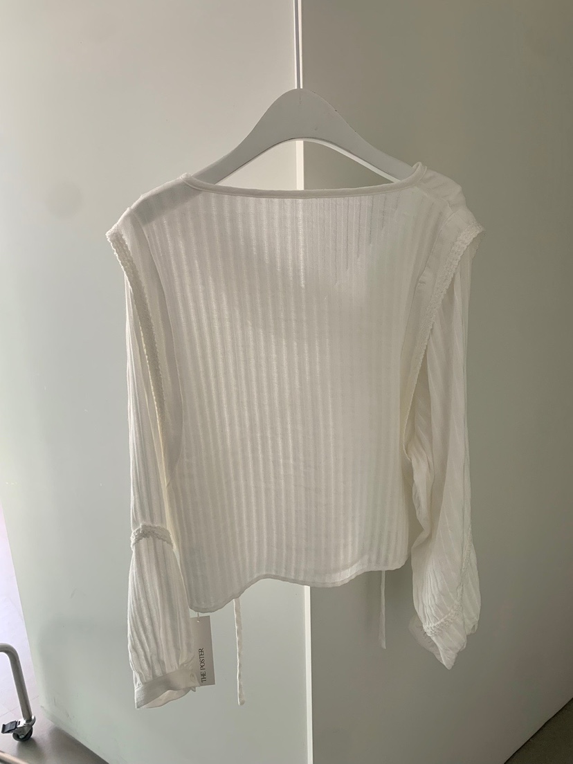 SHOP POSTER韓國直郵㊣女裝新品25春夏推薦人氣襯衫蕾絲衫SHOP_POSTER襯衫/蕾絲衫