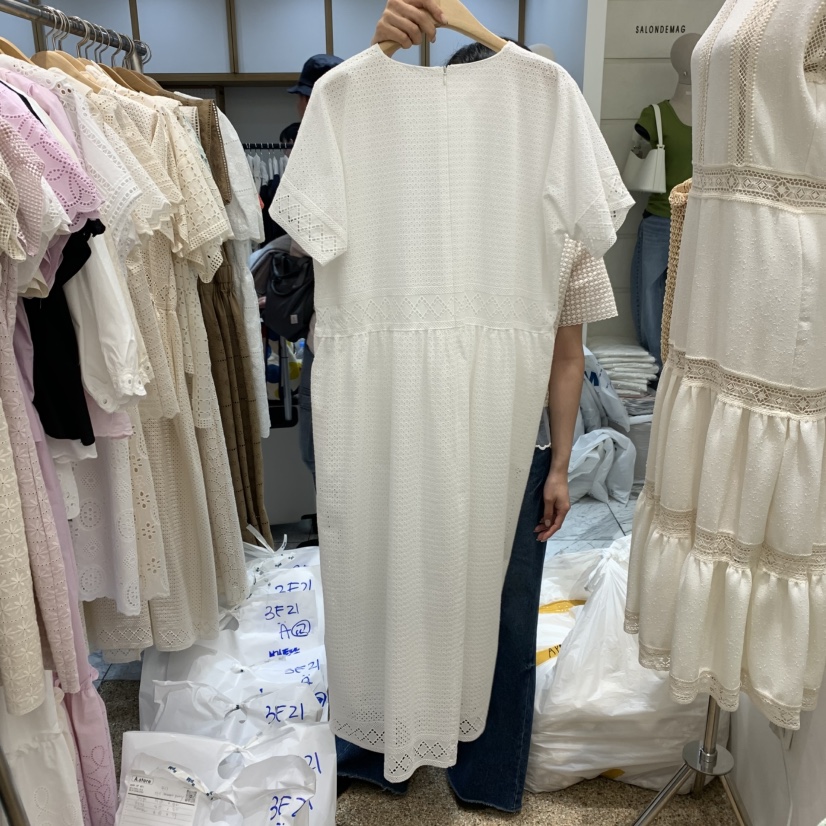 A韓國直郵㊣東大門實拍女裝新款時尚休閑25春夏推薦熱賣連衣裙A STORE連衣裙