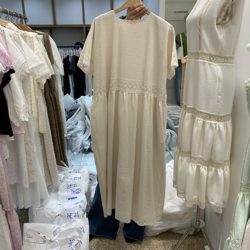 A韓國直郵㊣東大門實拍女裝新款時尚休閑25春夏推薦熱賣連衣裙A STORE連衣裙圖色2