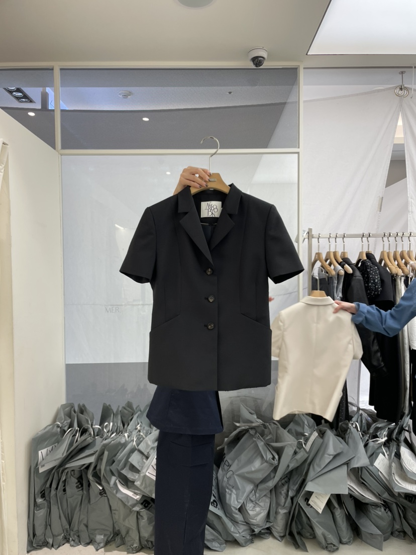 MER直郵韓國代購㊣女裝新品休閑熱賣人氣時尚推薦25春夏夾克口袋MER/ANGELO BIANCO夾克圖色2