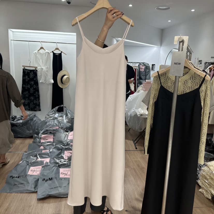 LEWIN韓國直郵㊣女裝新品人氣休閑25春夏推薦熱賣連衣裙刺繡LEWIN連衣裙