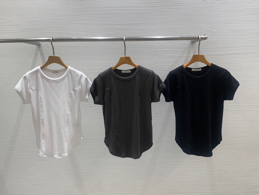 LUCY SALON韓國直郵㊣東大門實拍女裝新品休閑人氣時尚T恤LUCY SALONT恤