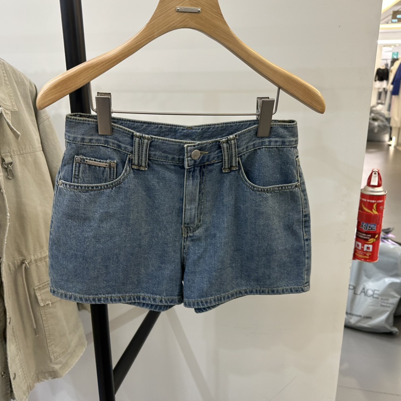 3 ANOTHER韓國直郵㊣女裝新品25春夏推薦人氣熱賣時尚短褲3 ANOTHER短褲
