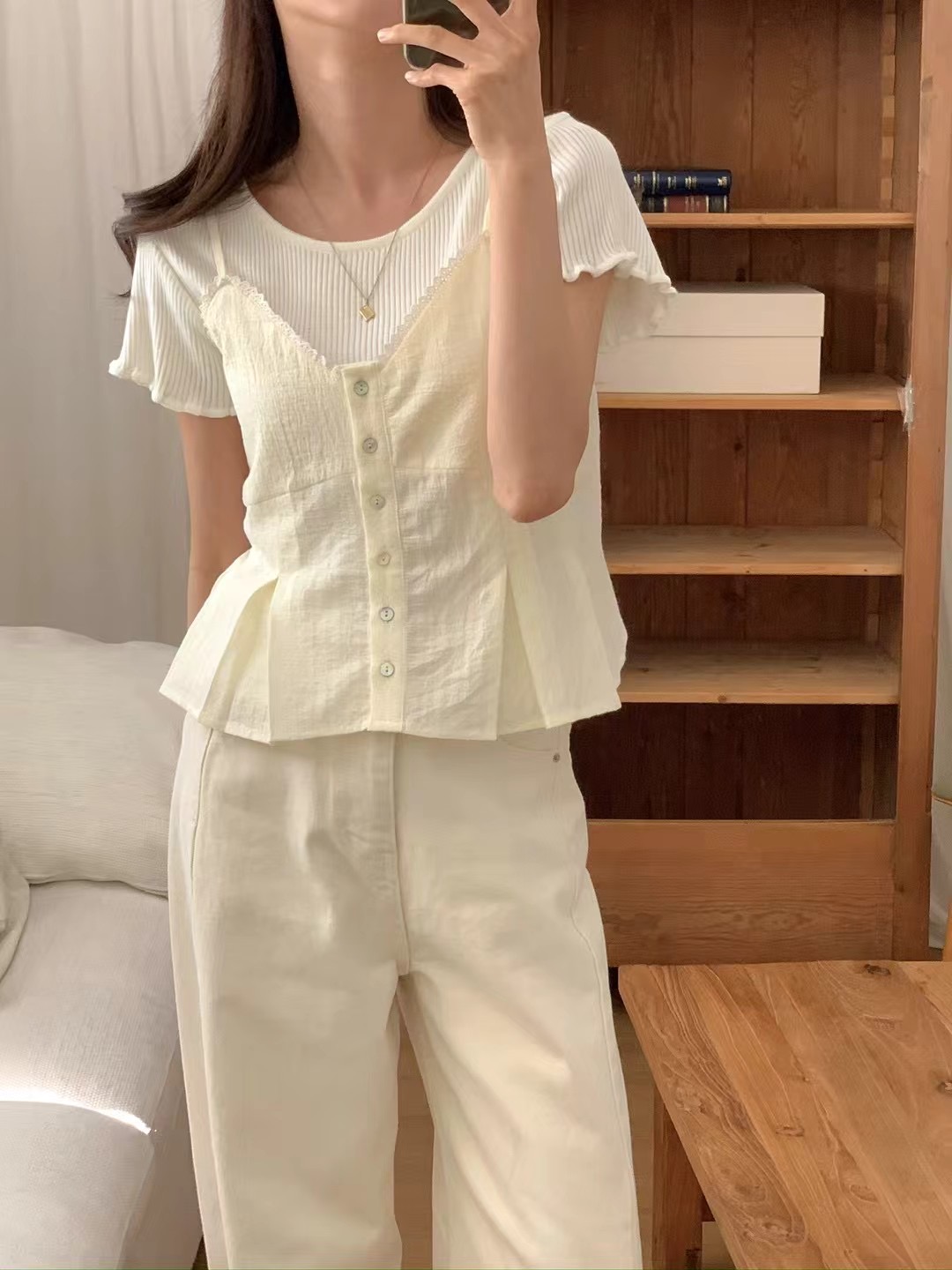 JUILLYSTYLE直郵韓國代購㊣女裝新款熱賣吊帶背心荷葉邊蕾絲緊身JUILLYSTYLE吊帶/背心