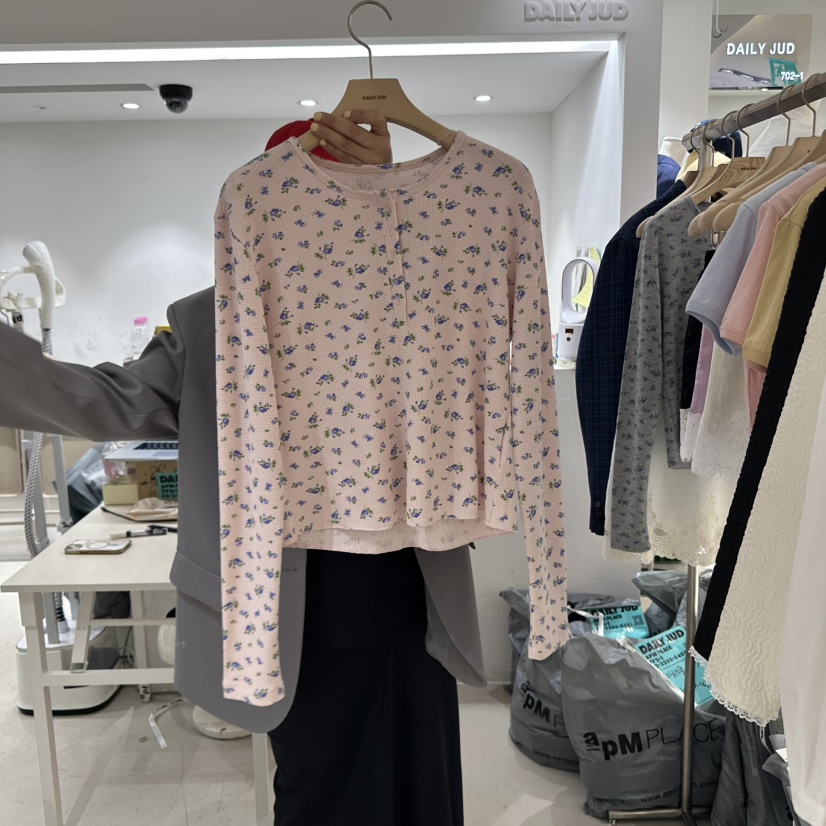 DAILYJUD韓國㊣直郵東大門代購女裝新款推薦熱賣時尚長袖T恤CONNAUGHT長袖T恤圖色2