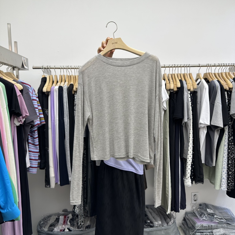 SPECIAL韓國㊣直郵東大門代購女裝新款熱賣時尚長袖T恤短款SPECIAL長袖T恤圖色1