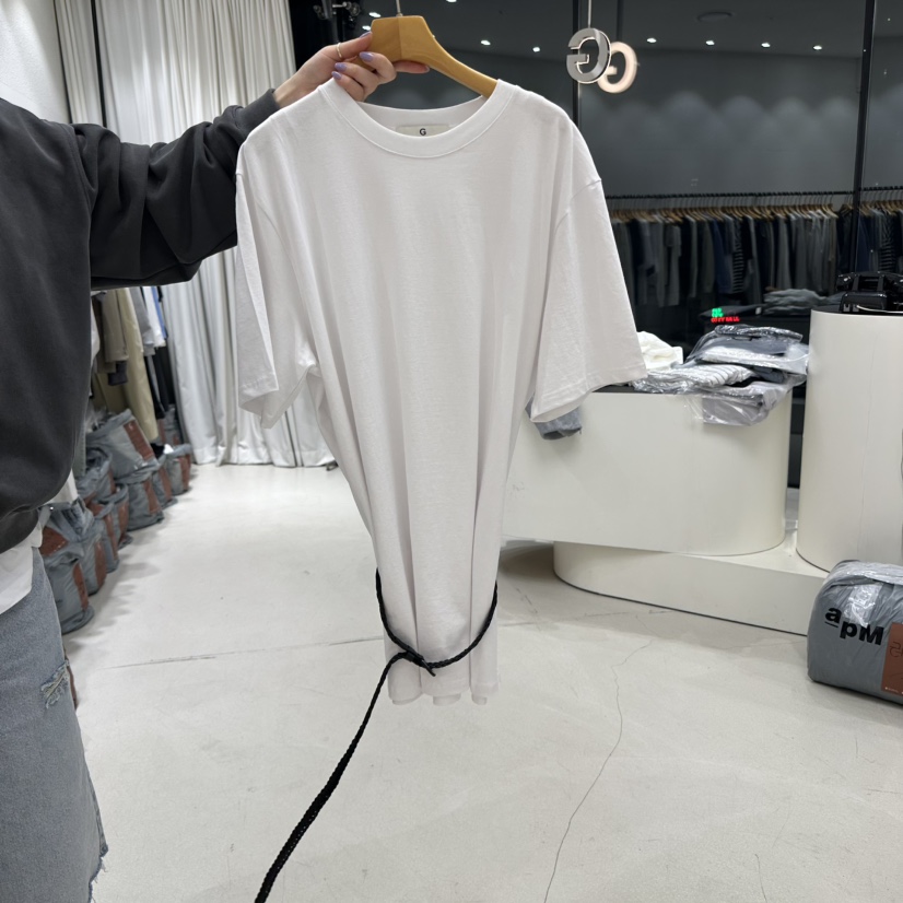 TREND SELLER/G韓國直郵㊣女裝新品推薦25春夏熱賣T恤含腰帶G/TREND SELLERT恤