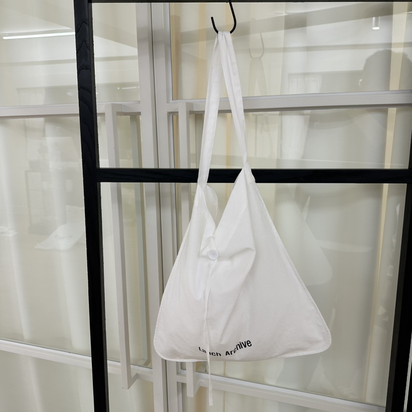 LANCH直郵韓國代購㊣女裝新品時尚25春夏熱賣人氣單肩斜跨包LANCH單肩/斜跨包
