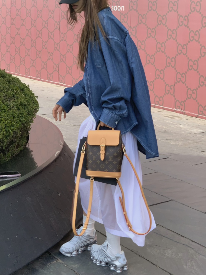 VIRKIN韓國直郵女士新品熱賣真品25春夏推薦人氣襯衫蕾絲衫VIRKIN襯衫/蕾絲衫