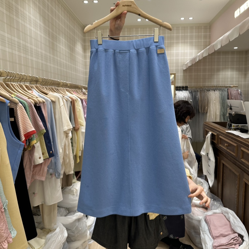 OURMOMENT韓國直郵㊣東大門實拍女裝新款休閑推薦人氣時尚長裙OURMOMENT長裙圖色2