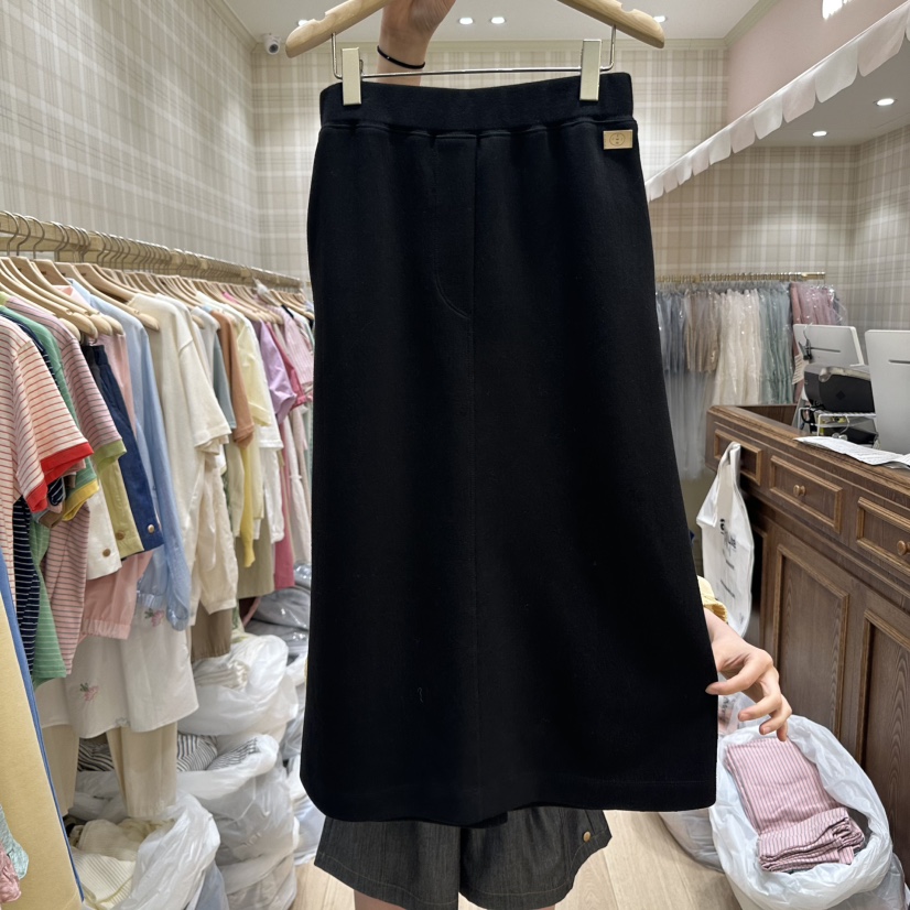 OURMOMENT韓國直郵㊣東大門實拍女裝新款休閑推薦人氣時尚長裙OURMOMENT長裙圖色3