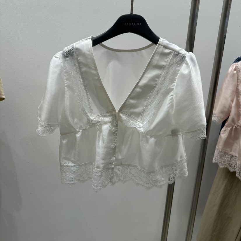 TARABY MOTION韓國直郵㊣東大門實拍女裝新款休閑襯衫蕾絲衫TARABY MOTION襯衫/蕾絲衫