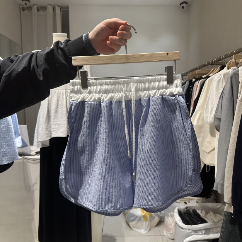 VENICE韓國直郵㊣女裝新品時尚熱賣推薦25春夏休閑人氣短褲VENICE短褲圖色2