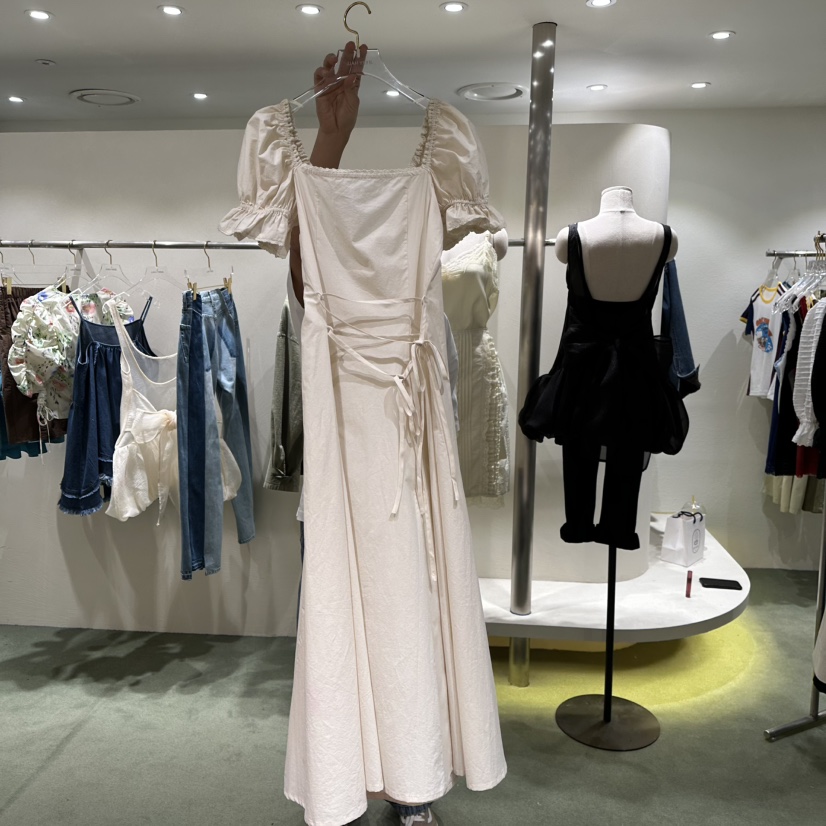 JERRY HALL-P韓國直郵㊣東大門實拍女裝新品人氣連衣裙含腰繩泡泡袖JERRY HALL連衣裙
