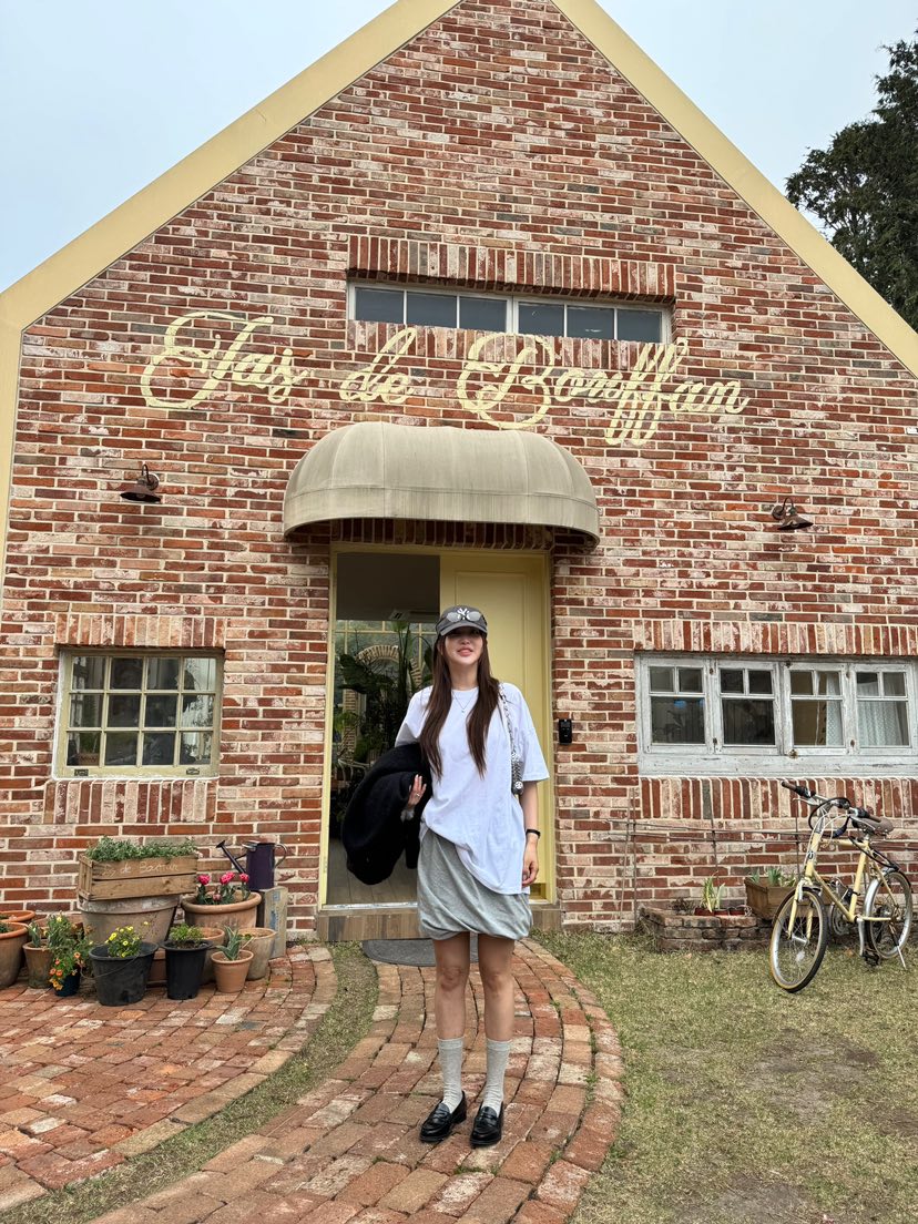 EGG IS直郵韓國代購㊣女裝新款推薦休閑熱賣人氣25春夏T恤EGG IST恤