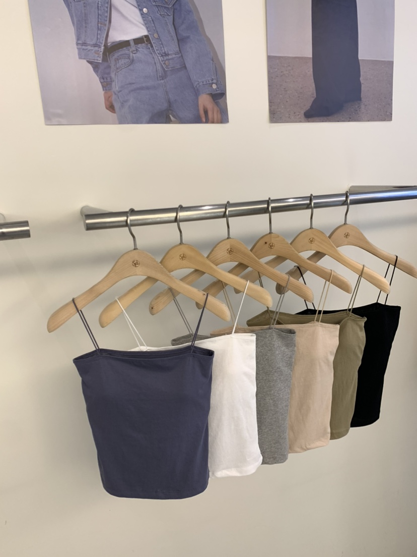 SELECT MARKET韓國㊣直郵東大門代購女裝新品人氣吊帶背心SELECT MARKET吊帶/背心