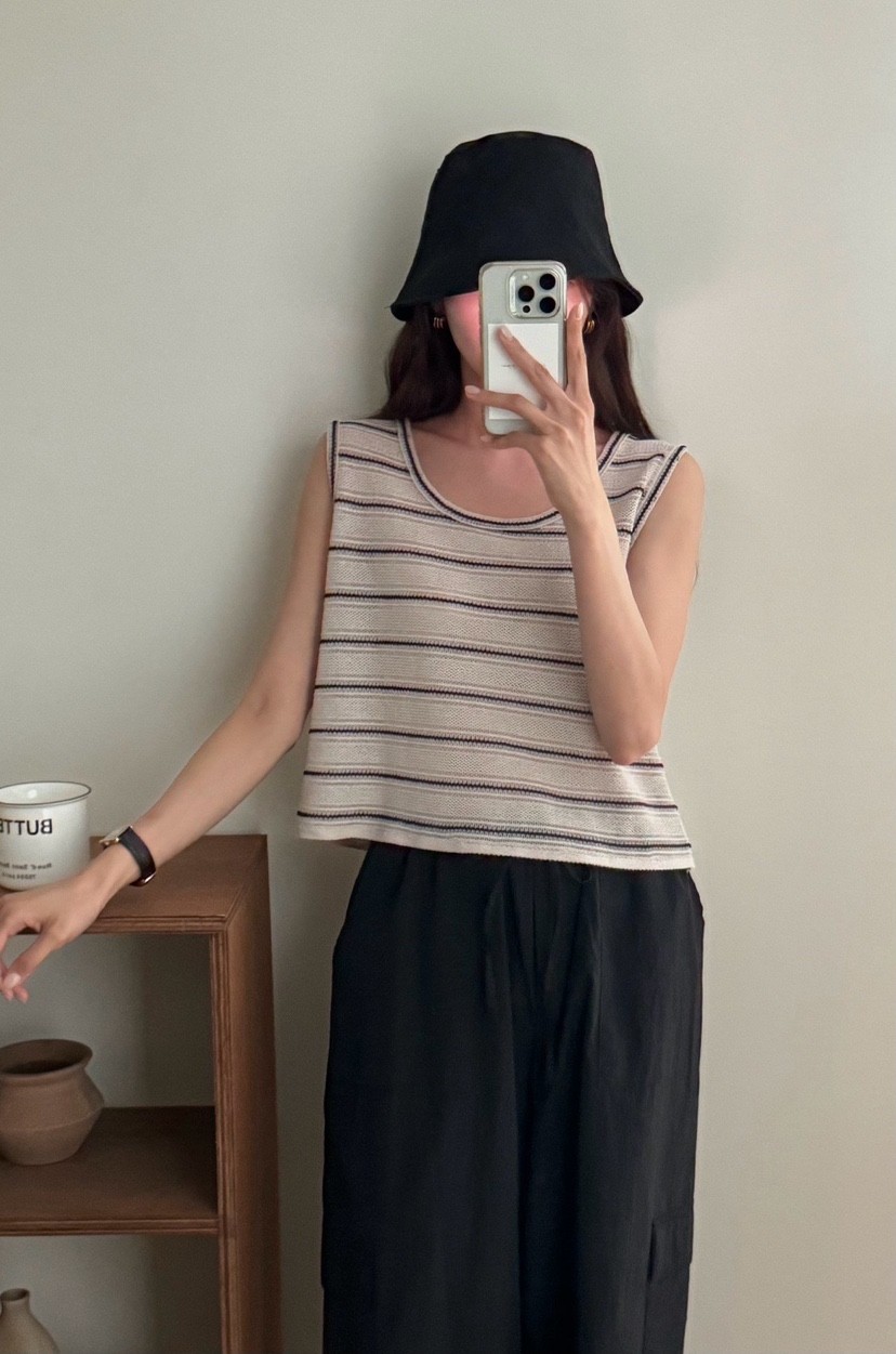 TIZZI東大門實拍女裝新品人氣時尚真品休閑職業熱賣吊帶背心TIZZI吊帶/背心