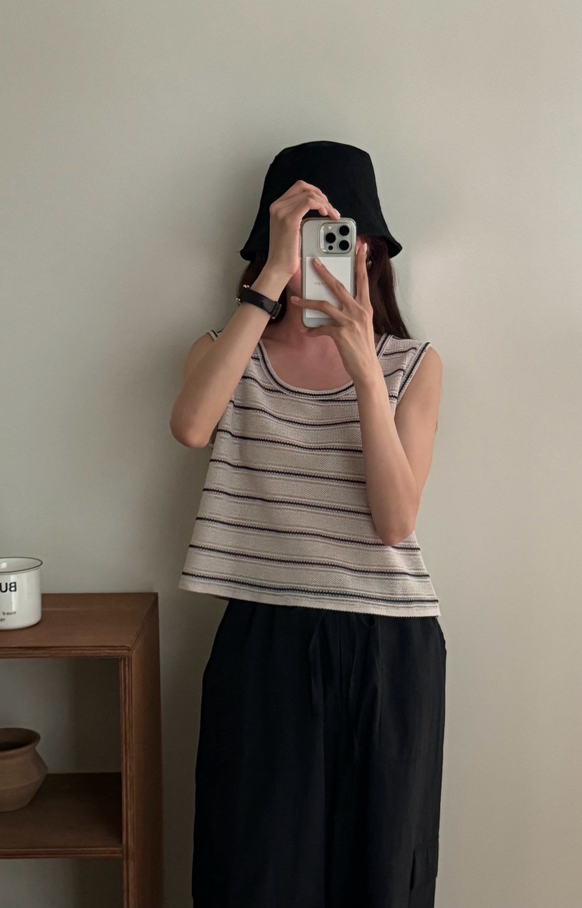 TIZZI東大門實拍女裝新品人氣時尚真品休閑職業熱賣吊帶背心TIZZI吊帶/背心