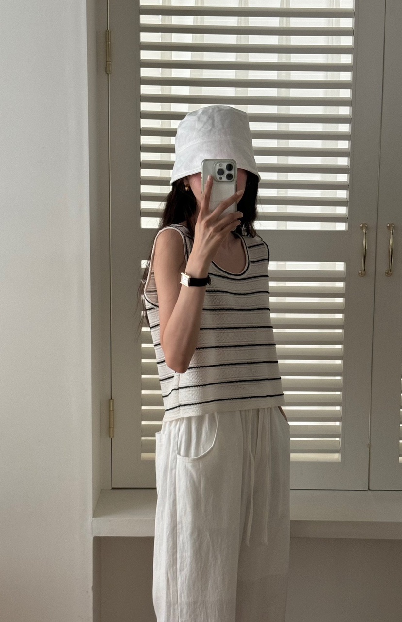TIZZI東大門實拍女裝新品人氣時尚真品休閑職業熱賣吊帶背心TIZZI吊帶/背心
