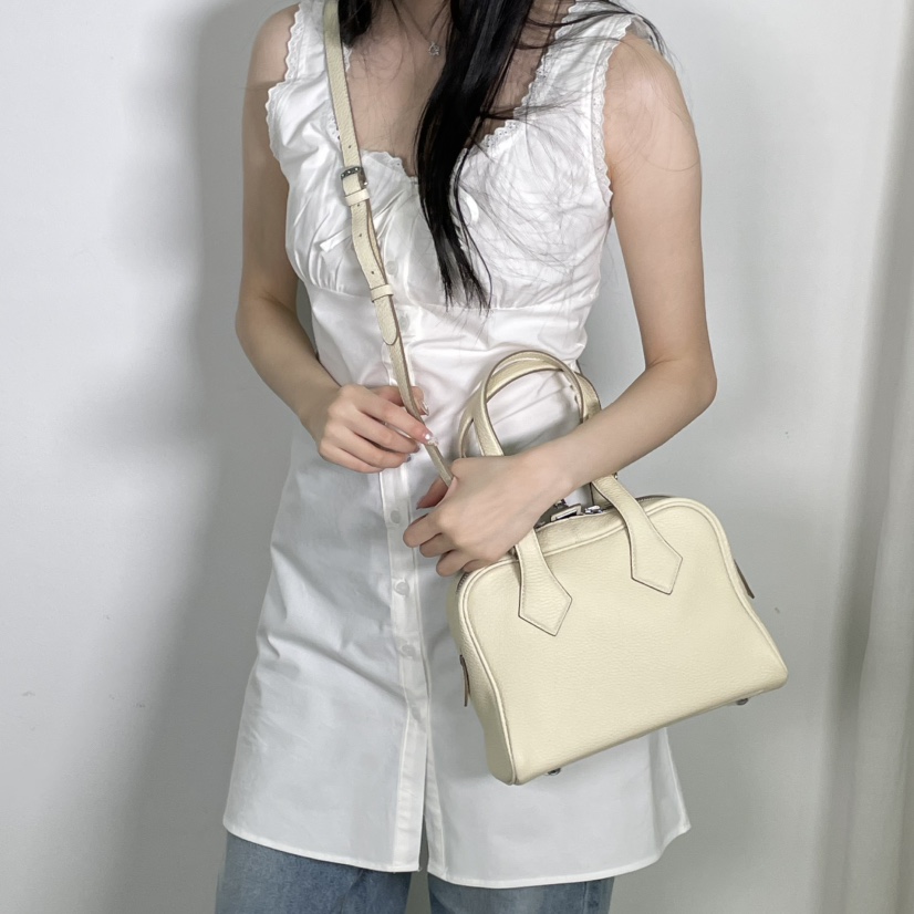 J PLACE韓國直郵㊣東大門實拍女裝新品25春夏休閑時尚手提包J PLACE手提包