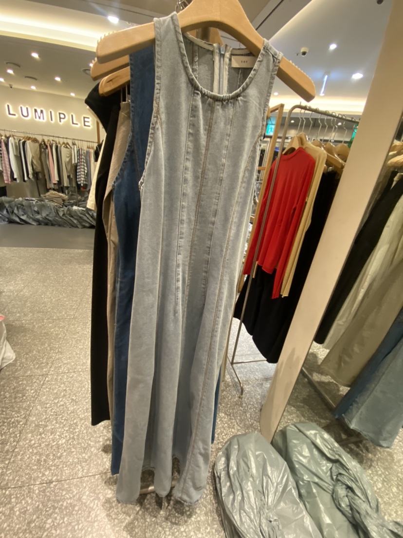 SOF韓國直郵㊣東大門實拍女裝新品25春夏熱賣時尚休閑連衣裙SOF連衣裙圖色2