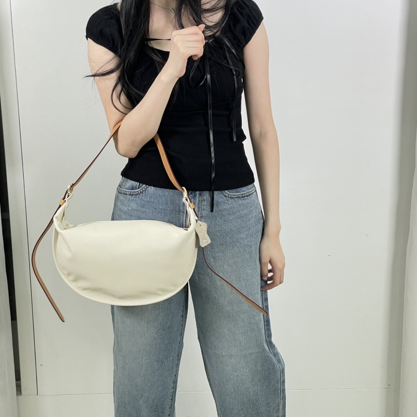 J PLACE直郵韓國代購㊣女裝新款休閑推薦熱賣單肩斜跨包腰帶J PLACE單肩/斜跨包