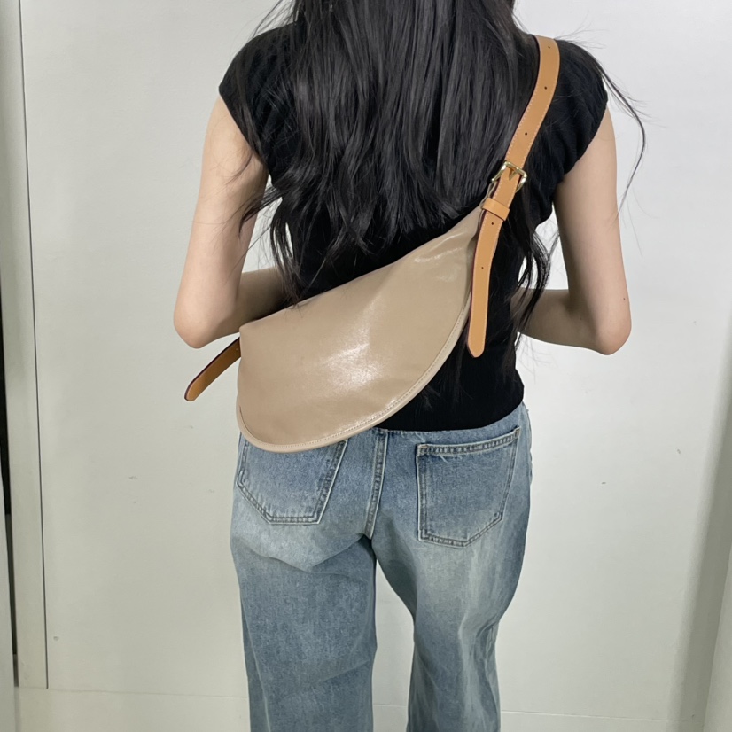 J PLACE直郵韓國代購㊣女裝新款休閑推薦熱賣單肩斜跨包腰帶J PLACE單肩/斜跨包