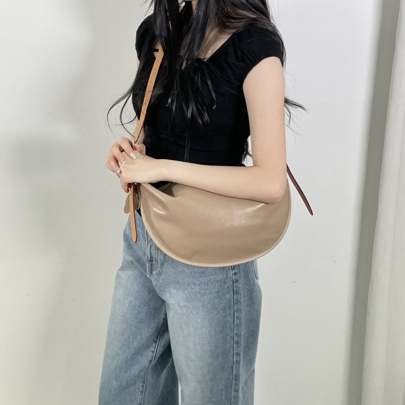 J PLACE直郵韓國代購㊣女裝新款休閑推薦熱賣單肩斜跨包腰帶J PLACE單肩/斜跨包