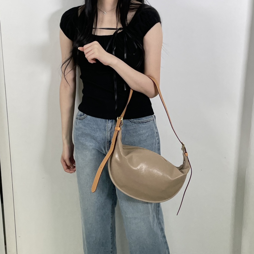 J PLACE直郵韓國代購㊣女裝新款休閑推薦熱賣單肩斜跨包腰帶J PLACE單肩/斜跨包