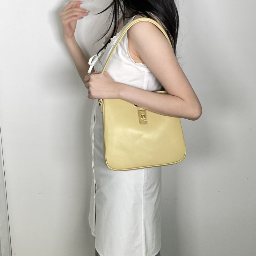 J PLACE直郵韓國代購㊣女裝新品熱賣推薦25春夏單肩斜跨包J PLACE單肩/斜跨包