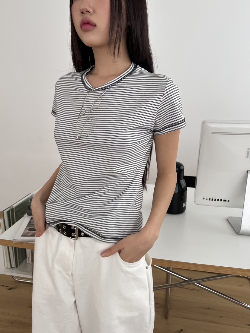 SUNDER MARKET韓國直郵㊣東大門實拍女裝新款25春夏熱賣T恤SUNDER MARKETT恤圖色2