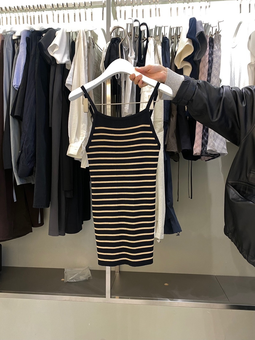 FAVE東大門代購女士新品人氣休閑熱賣職業真品25春夏吊帶背心FAVOURITE吊帶/背心圖色3